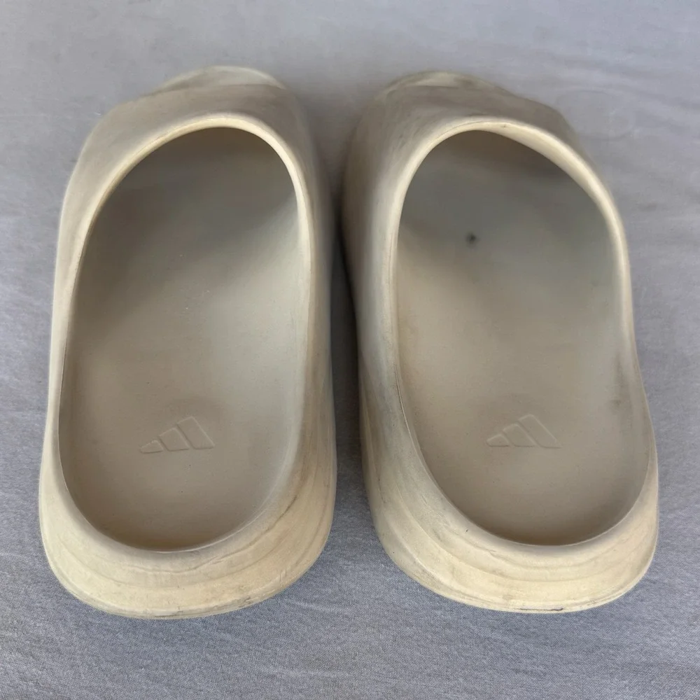 Size 11 - Adidas Yeezy Slide Bone Original Comfort Foam Sandals Slip-On